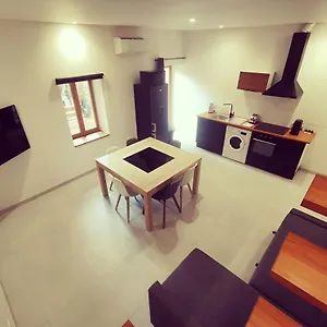 https://le-quai-du-rhne.hotels-rhonealpes.com