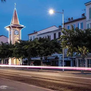 https://bord-de-mer-studio-cosy-refait-a-neuf-4-personnes.fr-provencehotel.com